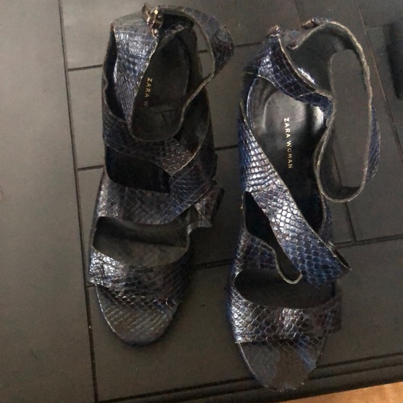 Shoes - Picture 5 of 5